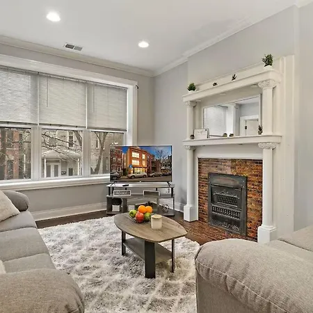 Modern 6Br House Steps To Wrigleyville