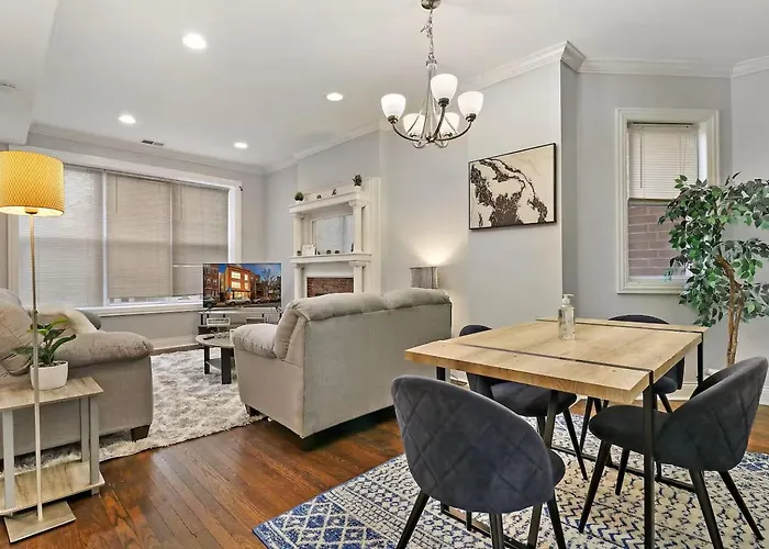 Modern 6br House Steps To Wrigleyville